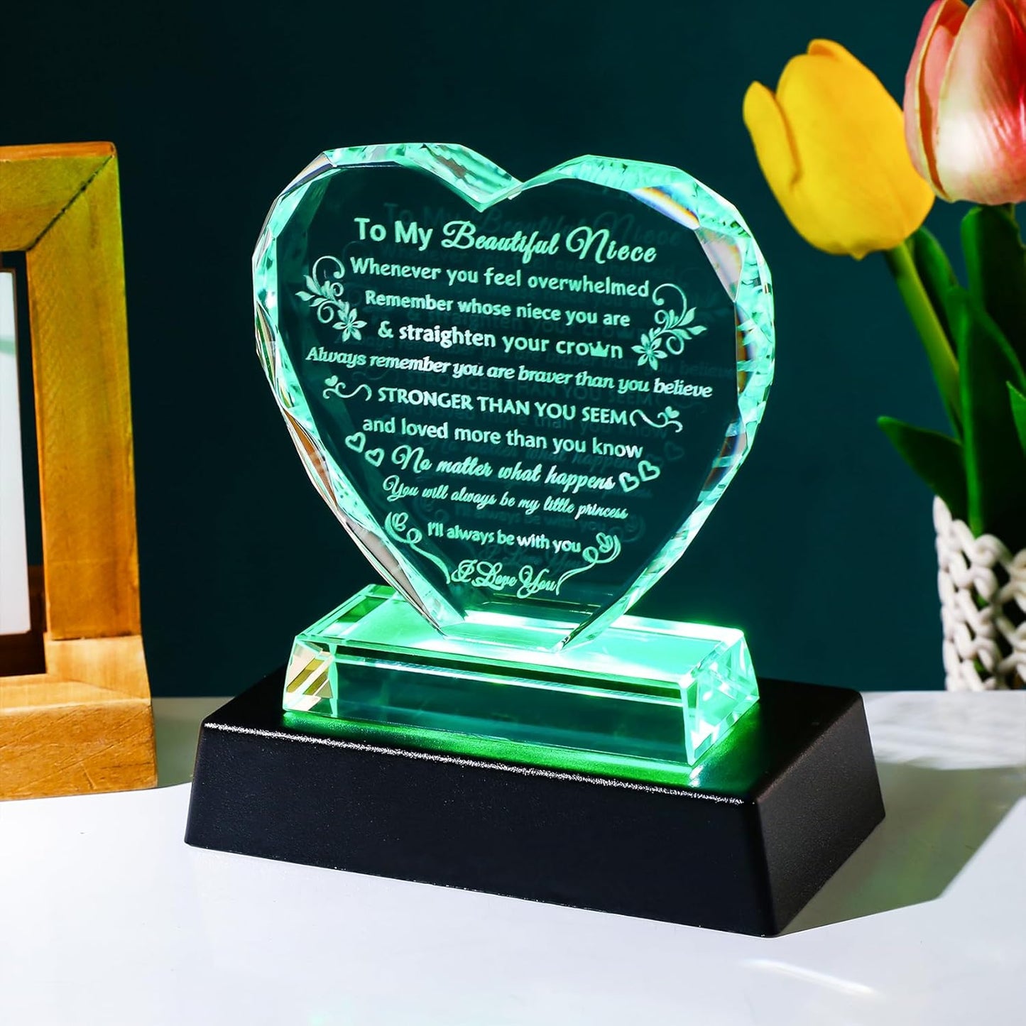 YWHL Niece Gifts from Auntie Uncle Inspirational Birthday Graduation Gifts for Niece Crystal heart keepsake with Light Base to My Niece Gifts Christmas Valentine Day Mothers Day Present from Aunt