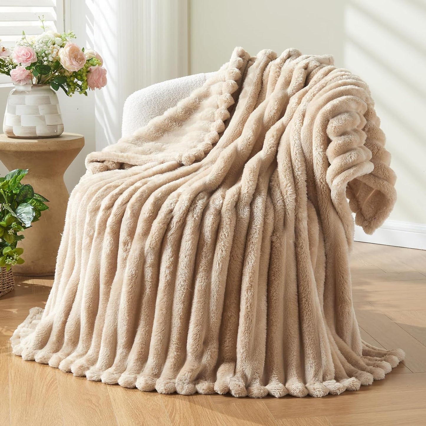 NEWCOSPLAY Super Soft Twin Blanket Brown Premium Silky Flannel Fleece 3D Ribbed Jacquard Lightweight Bed Blanket All Season Use (Brown Ribbed, Twin(60"x80"))