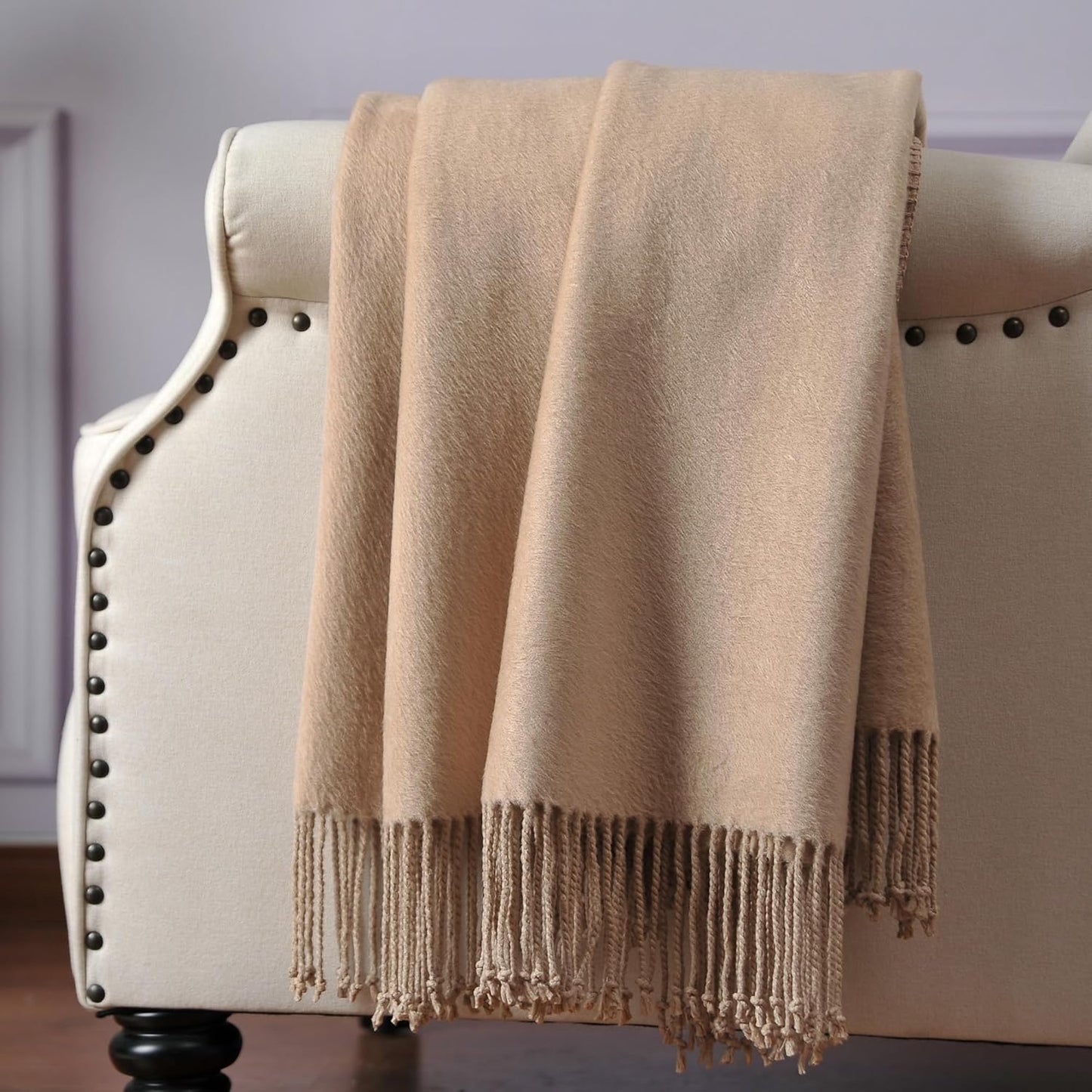 CUDDLE DREAMS Silk Throw Blanket with Hand-Knotted Fringe, Natural, Soft & Breathable (Taupe)