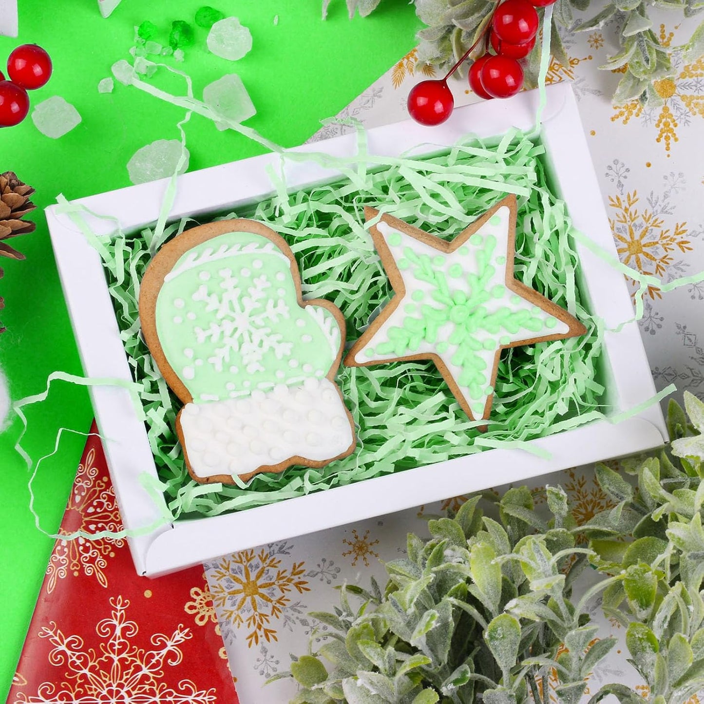 ZEBMOON 2 LB Light Green Crinkle Cut Paper Shred Filler Great for Gift Wrapping, Basket Filling, Birthday, Wedding, Halloween, Thanksgiving, Christmas Day, New Year Party Decorations Filling Supplies