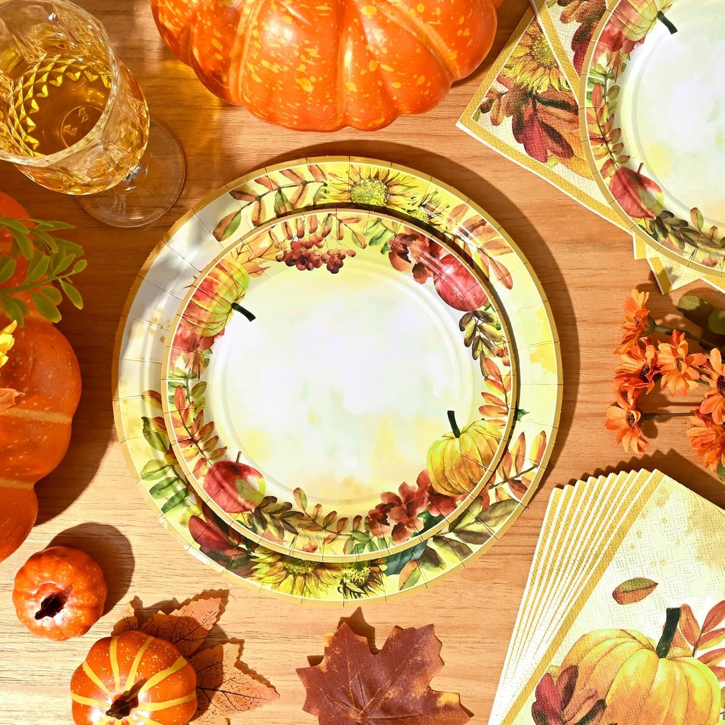 Homlouue 200 PCS Fall Paper Plates and Napkins, Thanksgiving Paper Plates and Napkins Sets, Pumpkin Plate for Fall Dinner Autumn Harvest Party Supplies, Thanksgiving Dessert Plate for Home Decorations