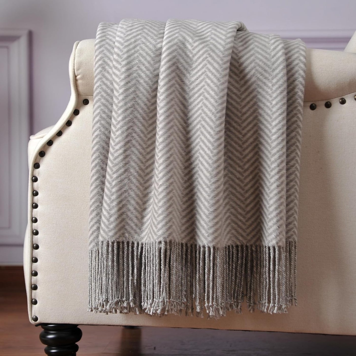 CUDDLE DREAMS Silk Throw Blanket with Hand-Knotted Fringe, Natural, Soft & Breathable (Herringbone Gray)