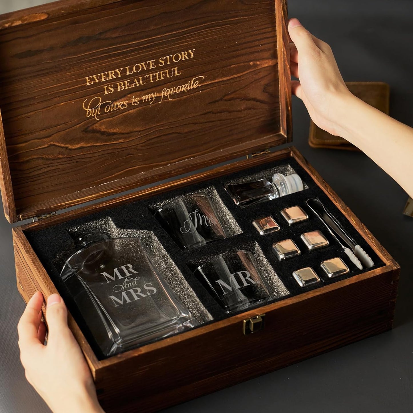 AW BRIDAL Whiskey Decanter Set with Wooden Keepsake Box, Mr & Mrs Glasses, Ice Cubes, Wedding Gifts Bridal Shower Gifts Engagement Gift for Couples Newlyweds