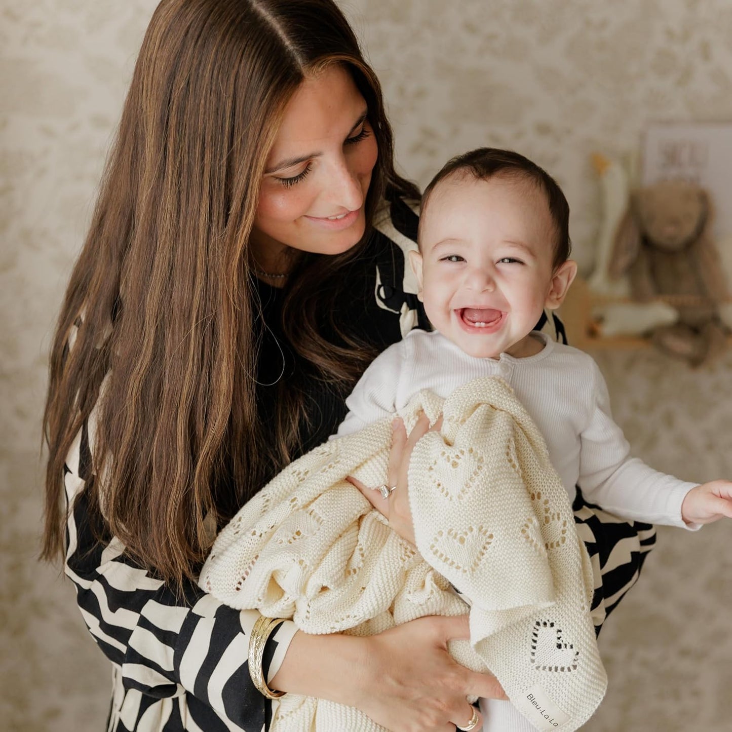 100% Cotton Unisex Heart Knit Swaddle Luxury Baby Blanket for Girls and Boys - Soft Warm Cozy Swaddling Receiving Stroller Crib Blanket for Newborns Infants Toddlers (Ivory, 0-2 Years)