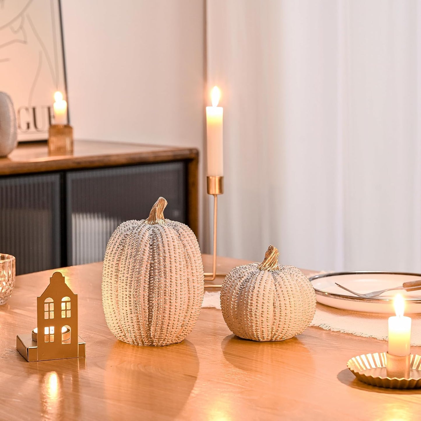 Fall Pumpkin Decor, Resin Pumpkin Figurine Set of 2, Decorative Fake Pumpkin for Decorating, Light Gray and Gold Glitter Pumpkins with Dots for Home Table Centerpiece, Wedding, Thanksgiving