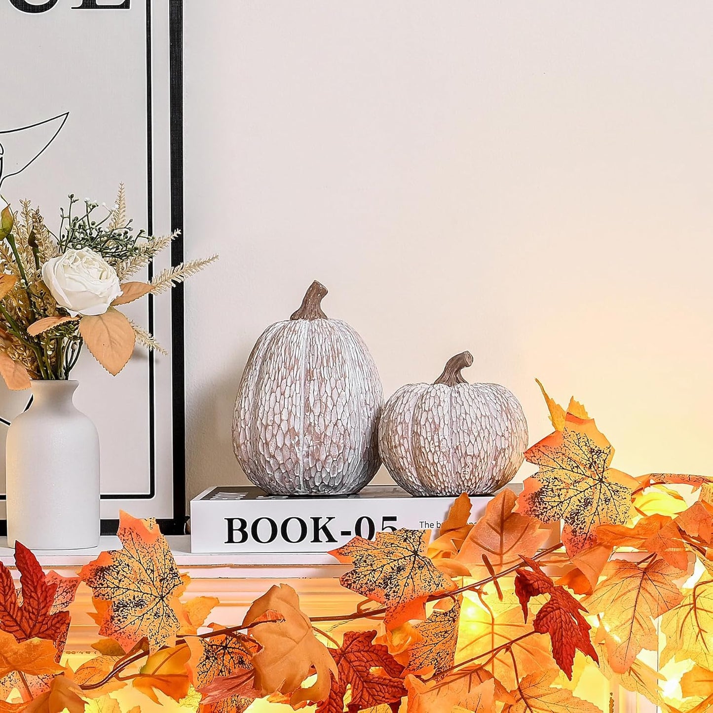 Artificial Pumpkin Decor, Brown and White Decorative Pumpkins, Thanksgiving Resin Pumpkins Figurine Set of 2, Carved Pumpkin Statues for Rustic Fall Tabletop Home Decor, Harvest, Wedding