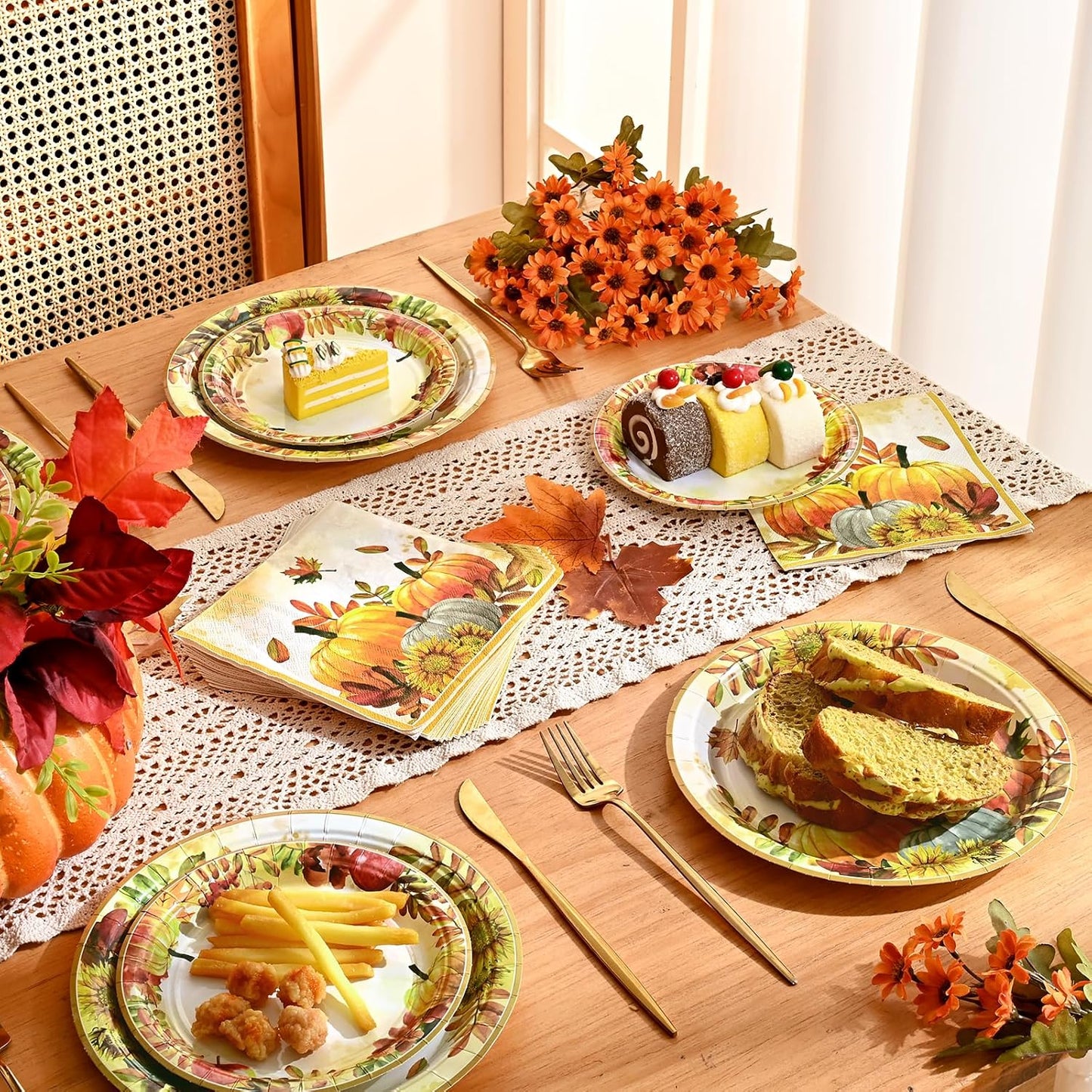 Homlouue 200 PCS Fall Paper Plates and Napkins, Thanksgiving Paper Plates and Napkins Sets, Pumpkin Plate for Fall Dinner Autumn Harvest Party Supplies, Thanksgiving Dessert Plate for Home Decorations