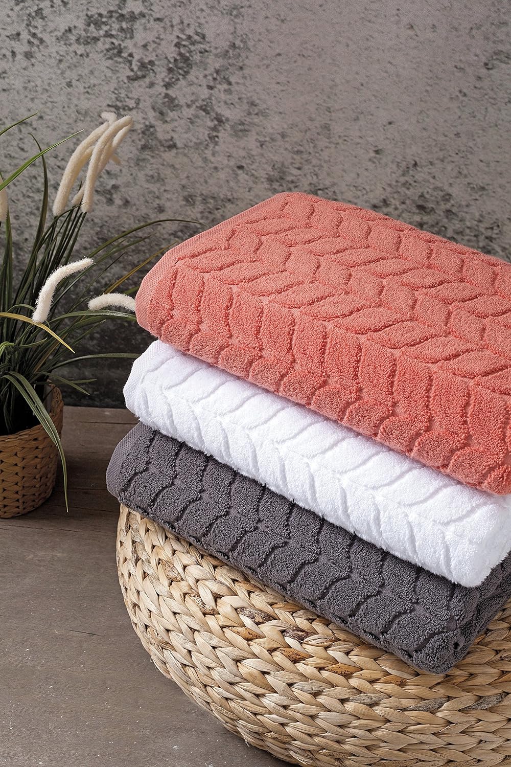 BAGNO MILANO Turkish Bath Towels, Soft Plush Jacquard Luxury Bath Towels, Quick Dry Towel Set (Coral Red, 3 pcs Towel Set)