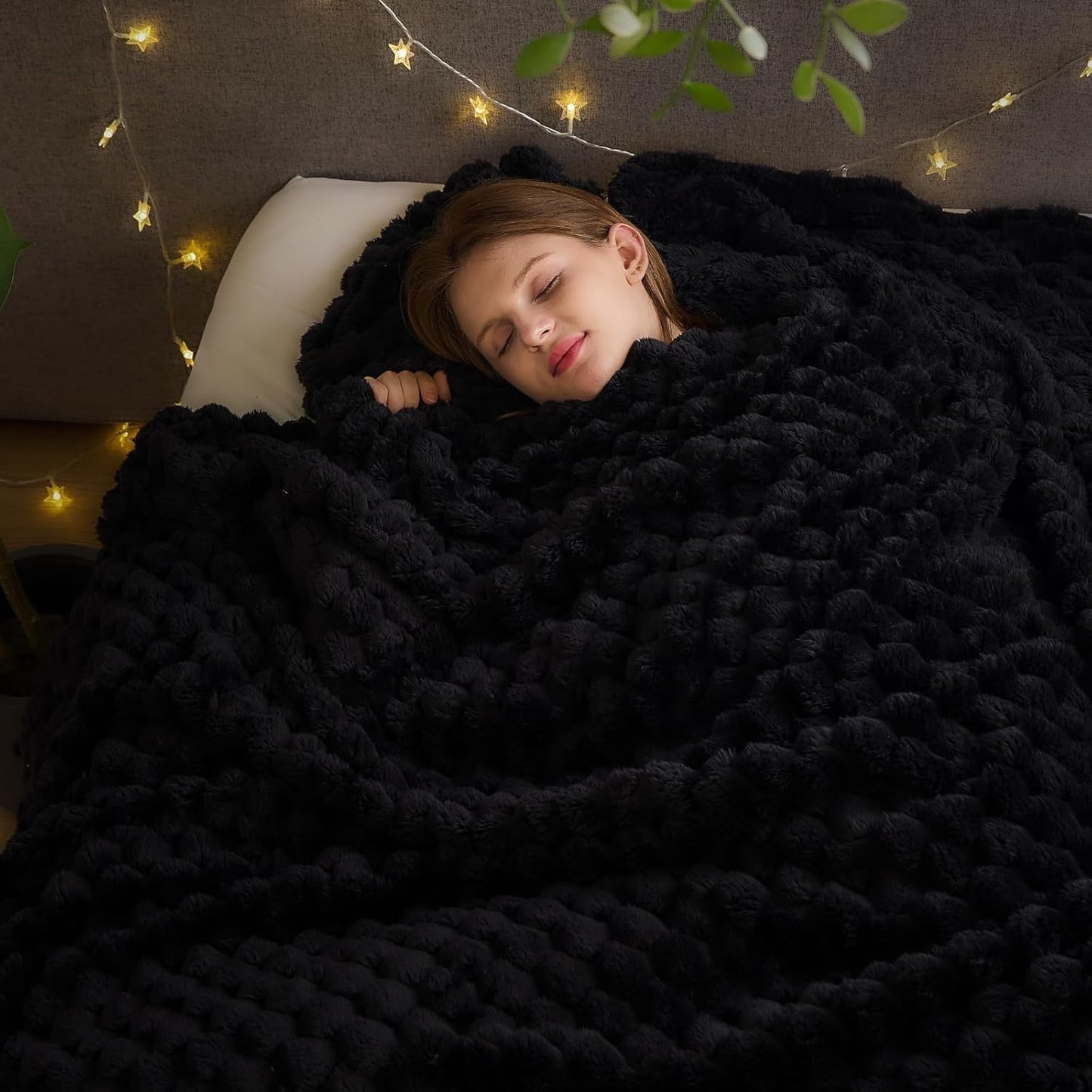 NEWCOSPLAY Super Soft King Blanket Black Premium Silky Flannel Fleece 3D Clouds Stylish Jacquard Lightweight Bed Blanket All Season Use 350GSM (Black, King(90"x110"))