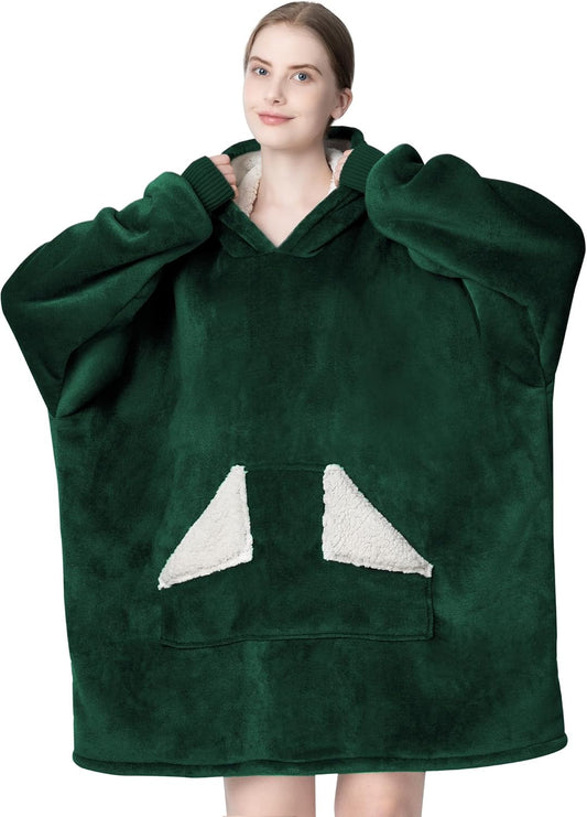 Touchat Wearable Blanket Hoodie, Oversized Sherpa Fleece Sweatshirt Blanket with Giant Hood Pocket and Sleeves for Adult, Warm & Cozy Blanket Gifts for Women (Forest Green)