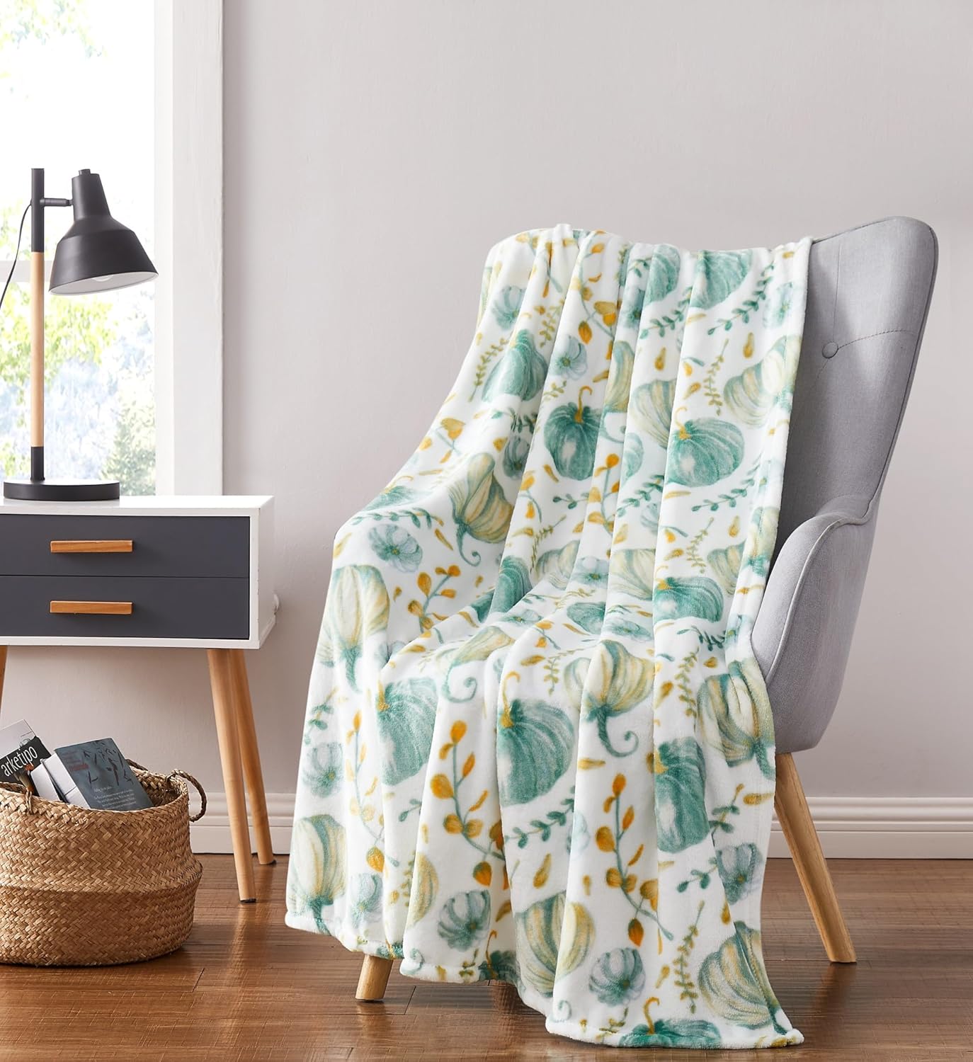 Velvety Soft Fall Home Decor Pumpkin Fleece Throw Blanket Thanksgiving Cozy Fuzzy Autumn Teal Blue Green Yellow on White Background for Couch Bed Sofa, 70 x 50 Inch