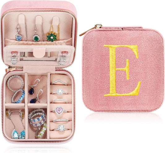 Parima Bride to Be Bridal Shower Gifts Wedding Day - Small Personalized Travel Jewelry Box Jewelry Case Women Bridesmaid Proposal Matron Maid Of Honor Bachelorette Party favors - Letter E, Pink