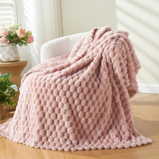 NEWCOSPLAY Super Soft Twin Blanket Pink Premium Silky Flannel Fleece 3D Clouds Stylish Jacquard Lightweight Bed Blanket All Season Use 350GSM (Pink, Twin(60"x80"))