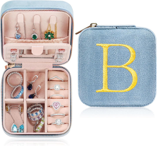 Parima Bridesmaid Proposal Gifts Wedding Day - Personalized Plush Velvet Bridesmaid Travel Jewelry Case Organizer Bridal Shower Bride Matron Maid Of Honor Bachelorette Gifts for Bride - Letter B, Blue