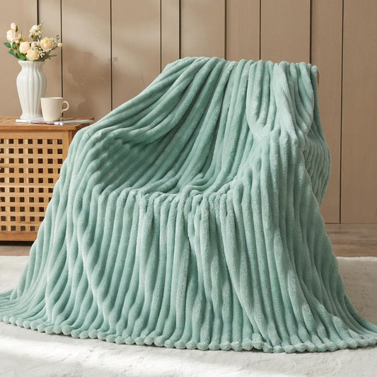 NEWCOSPLAY Super Soft Twin Blanket New Sage Green Premium Silky Flannel Fleece 3D Ribbed Jacquard Lightweight Bed Blanket All Season Use (New Sage Green Ribbed, Twin(60"x80"))