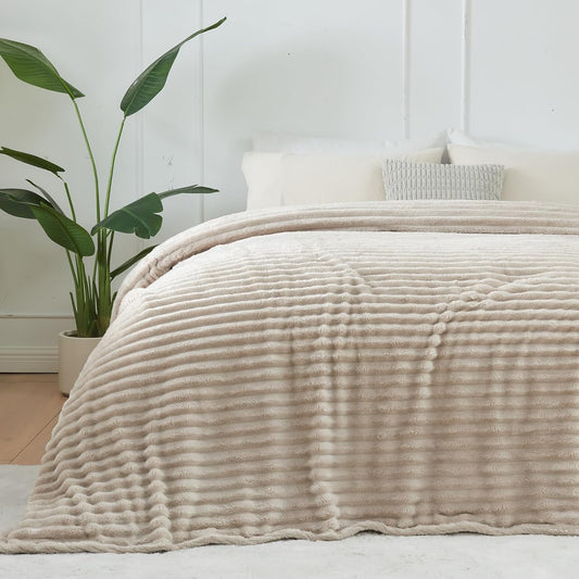NEWCOSPLAY Super Soft King Blanket Linen Premium Silky Flannel Fleece 3D Ribbed Jacquard Lightweight Bed Blanket All Season Use (Linen Ribbed, King(90"x110"))
