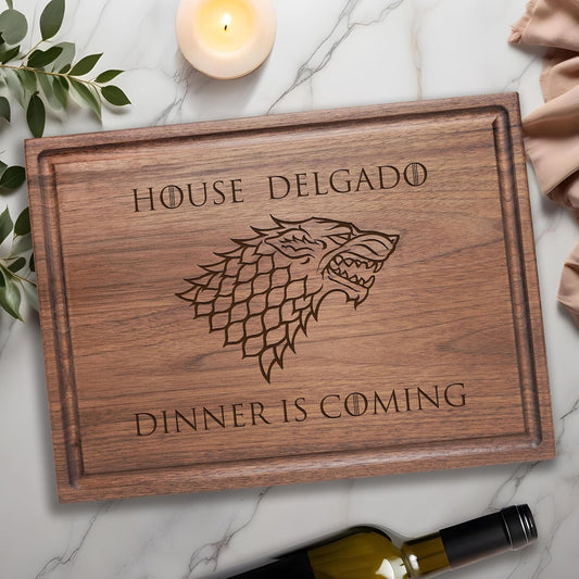 Straga Personalized House Stark Cutting Board - "Dinner is Coming" Engraved Design - Best Game of Thrones Gift for Fans, Couples, Parents - Christmas, Birthday, Anniversary - USA Made 056